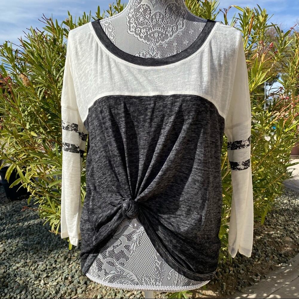 ABOUND Long Sleeve Burnout Scoop Neck Striped Baseball Tee Long Sleeve Top - Picture 2 of 7